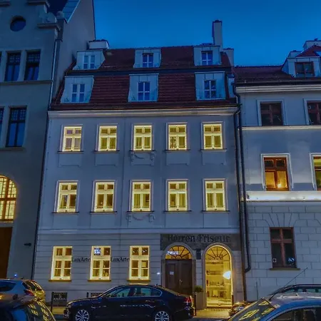 Tom Sawyer's Old Town Apartament *