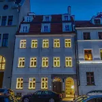 Tom Sawyer's Old Town Апартаменты *